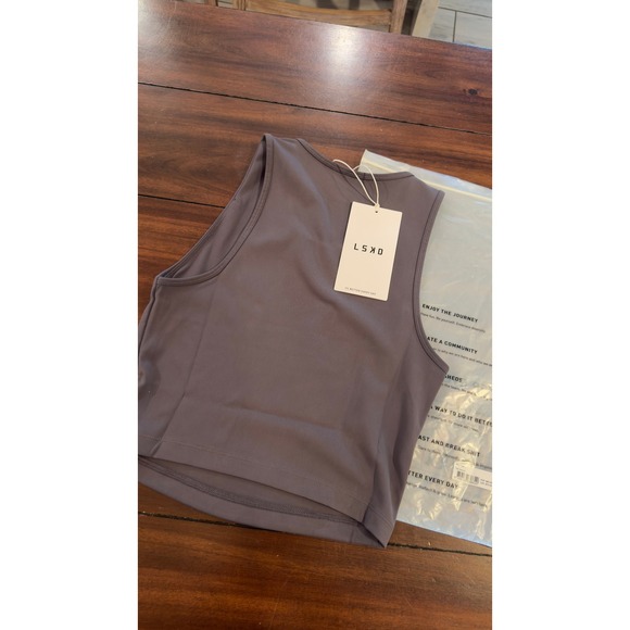 LSKD Base Tank Dark Storm Grey Cropped Racerback Performance Women Medium NEW - Picture 7 of 16